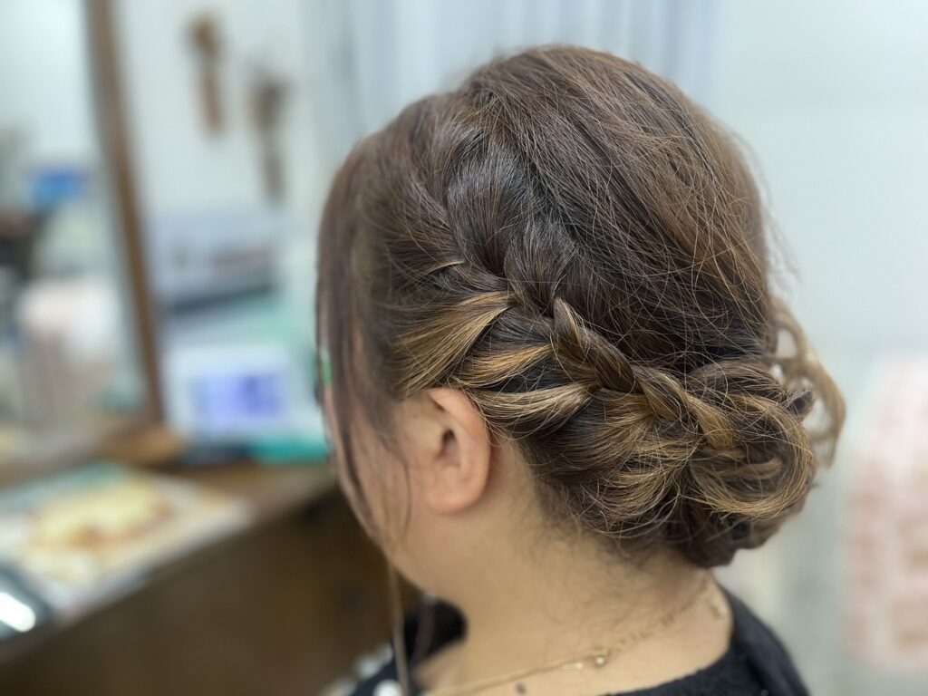 ご新規！婚礼出席ヘアー